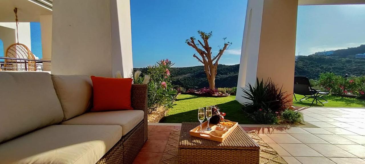Albatros Golf View 2394 Appartement Casares Buitenkant foto